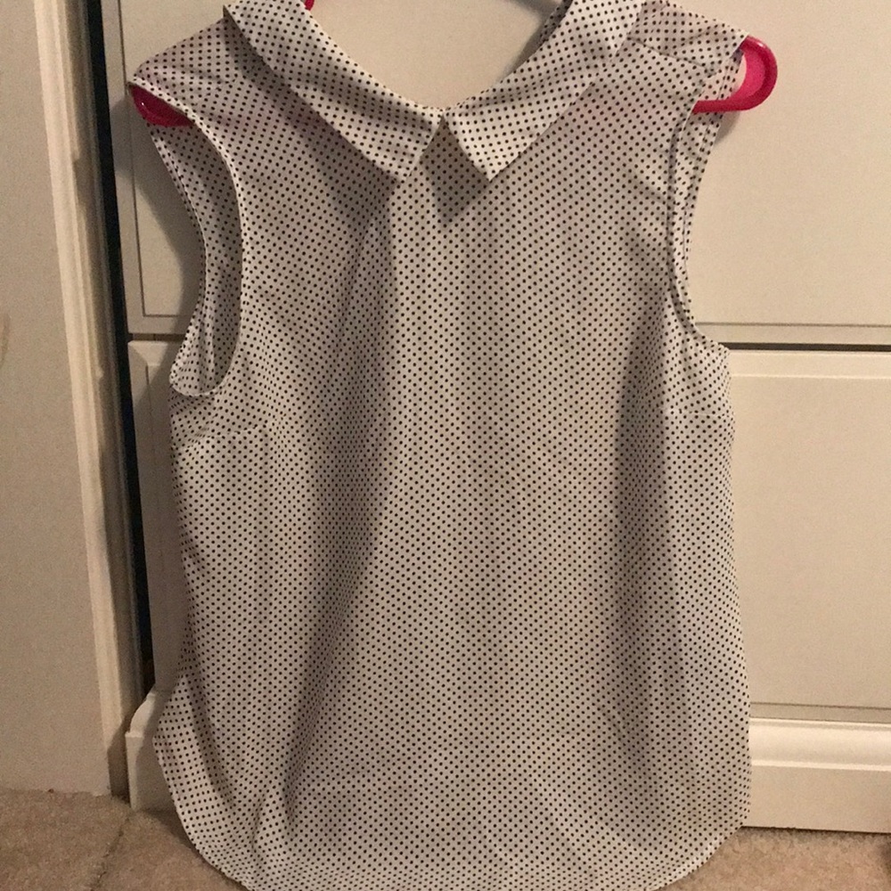 polka-dot sleeveless top